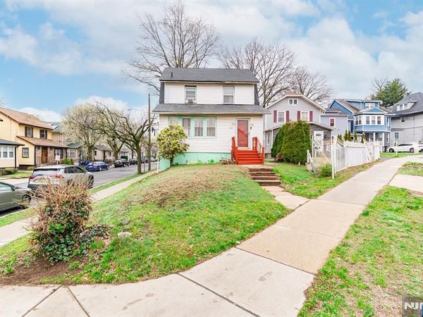 788 Lyons Avenue, IRVINGTON, NJ 07111
