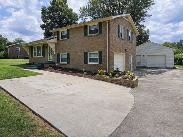 312 Nice Dr , Clarksville, TN 37042