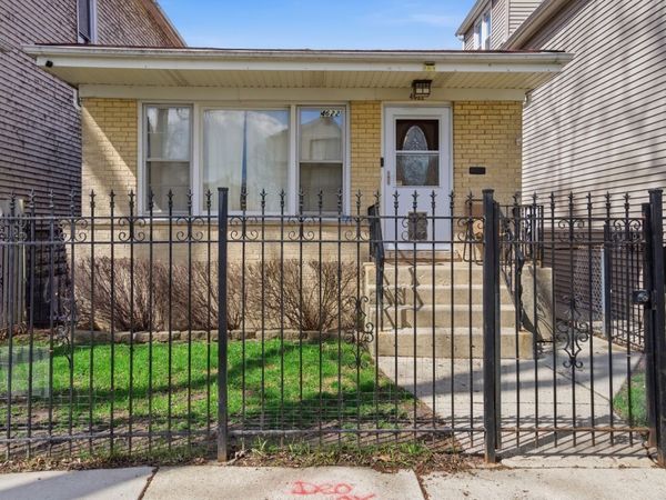 4622 N Springfield Avenue , Chicago, IL 60625