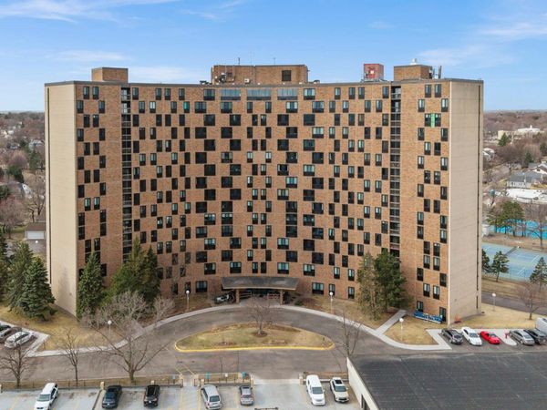 1181 Edgcumbe Road, Unit 1712, Saint Paul, MN 55105
