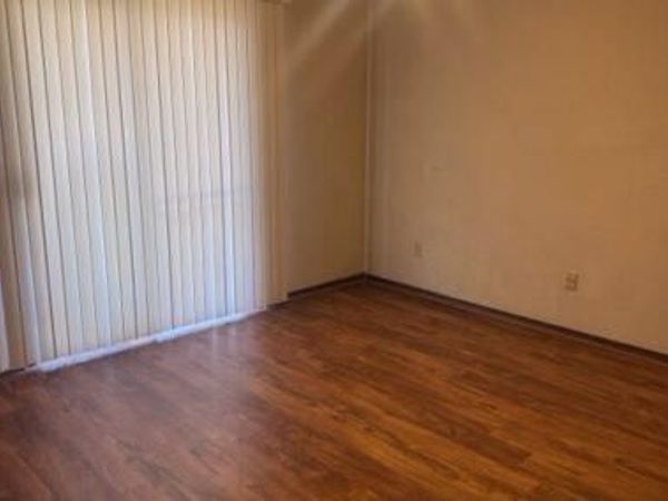 1311 N Fretz Avenue, Edmond, OK 73033