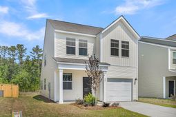 307 Clipper Court photo 4