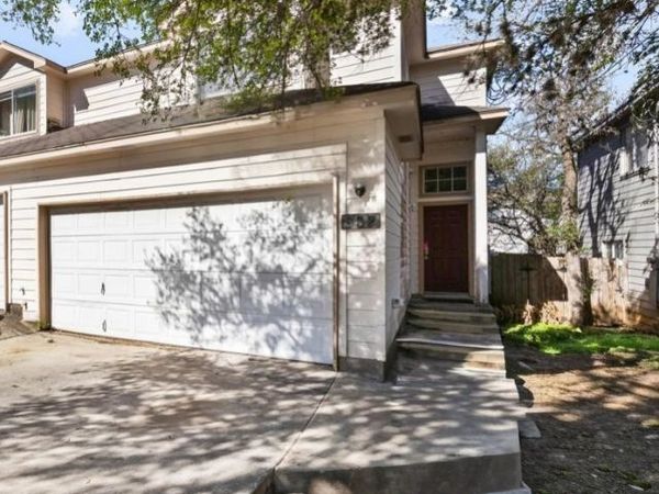 832 Sagewood Trail, San Marcos, TX 78666