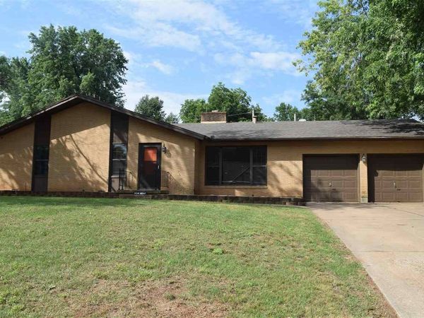 721 W Lakeshore Drive, Stillwater, OK 74075