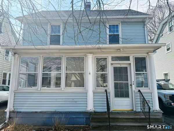 24 Paramount, Hamden, CT 06517