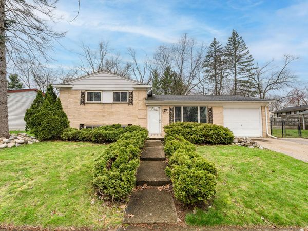 6220 Date Street, Portage, MI 49024