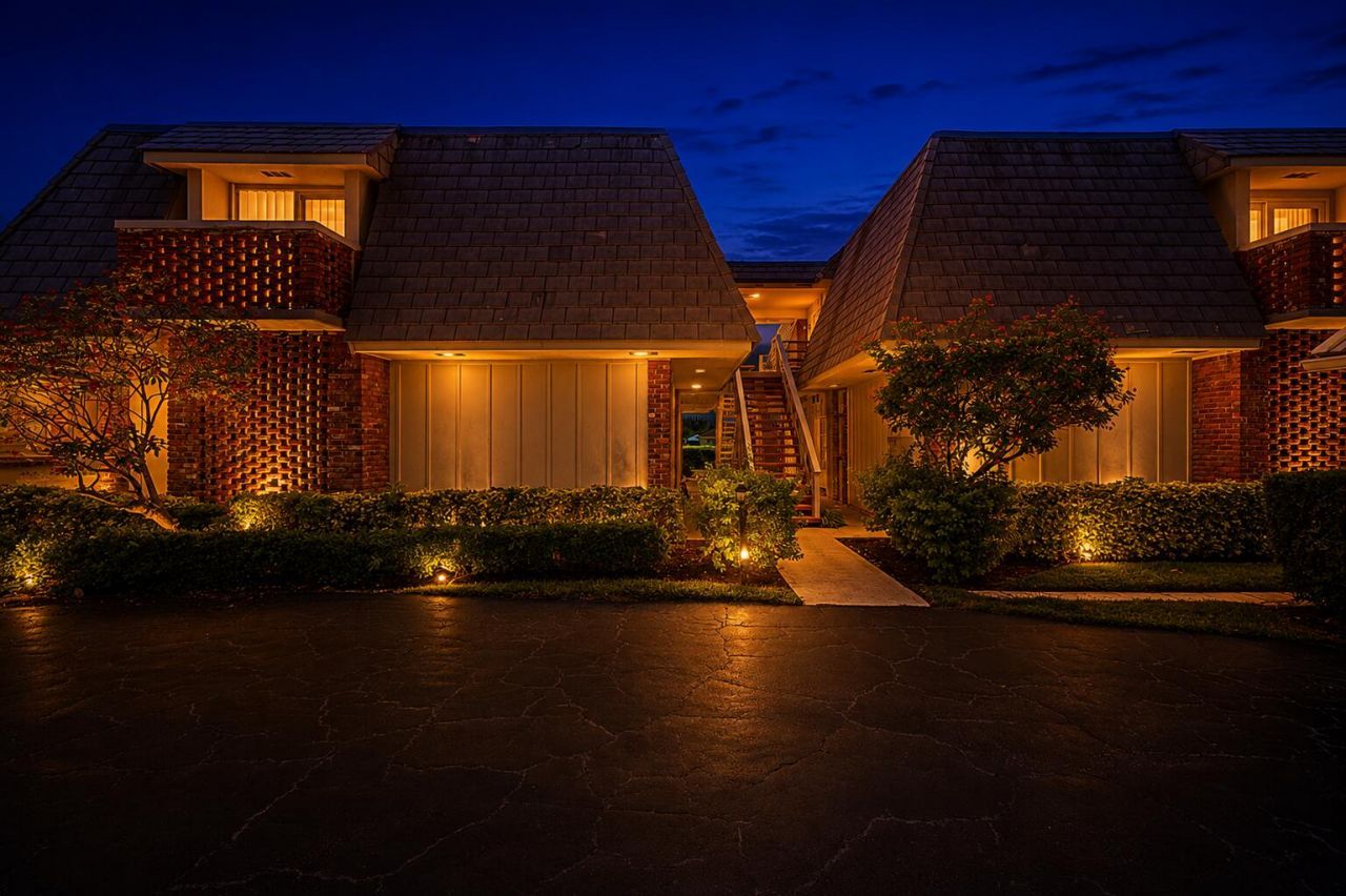 324 Orange Tree Drive, Unit 4, Atlantis, FL 33462 Photo