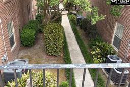 5516 Lakeshore Drive photo 4