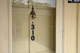 5516 Lakeshore Drive photo 4