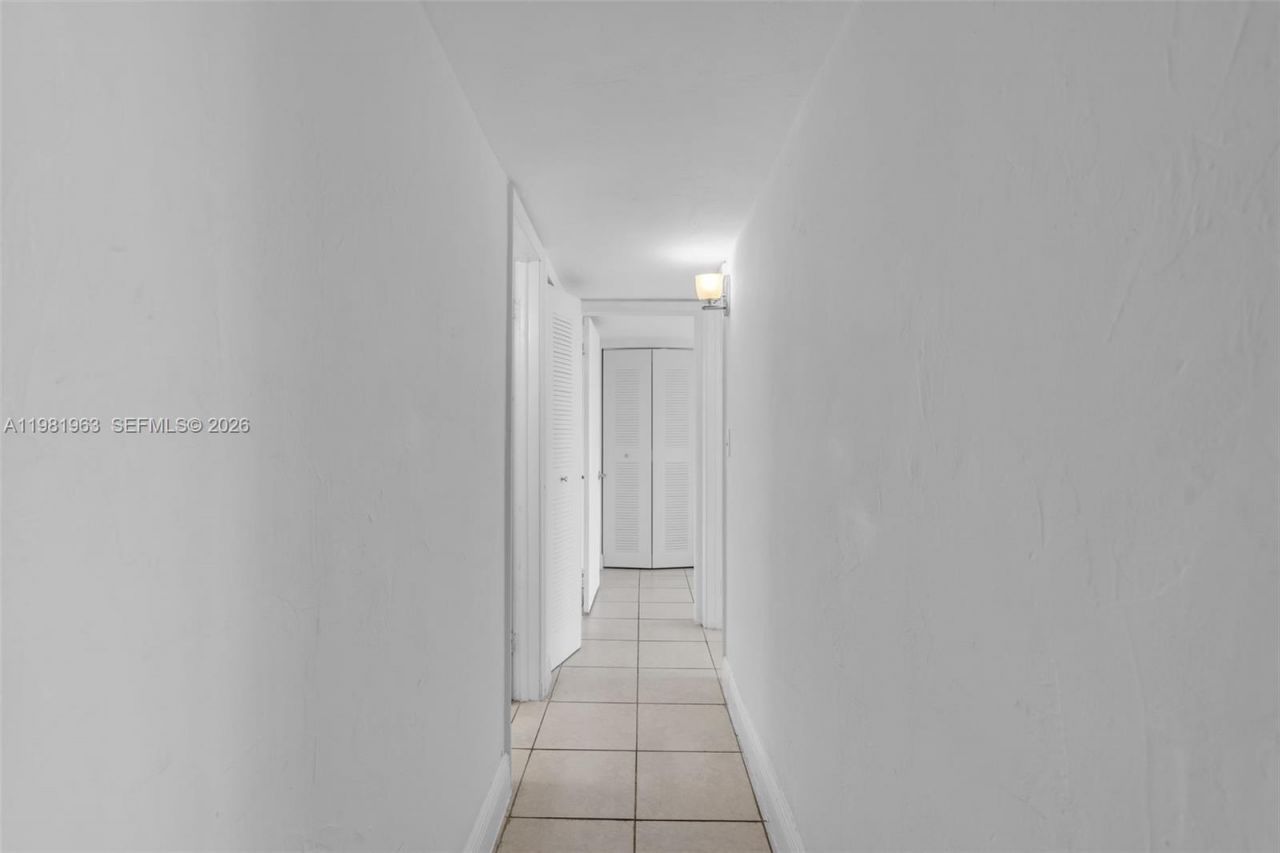 9143 SW 77th Ave , Unit B710, Miami, FL 33156 Photo