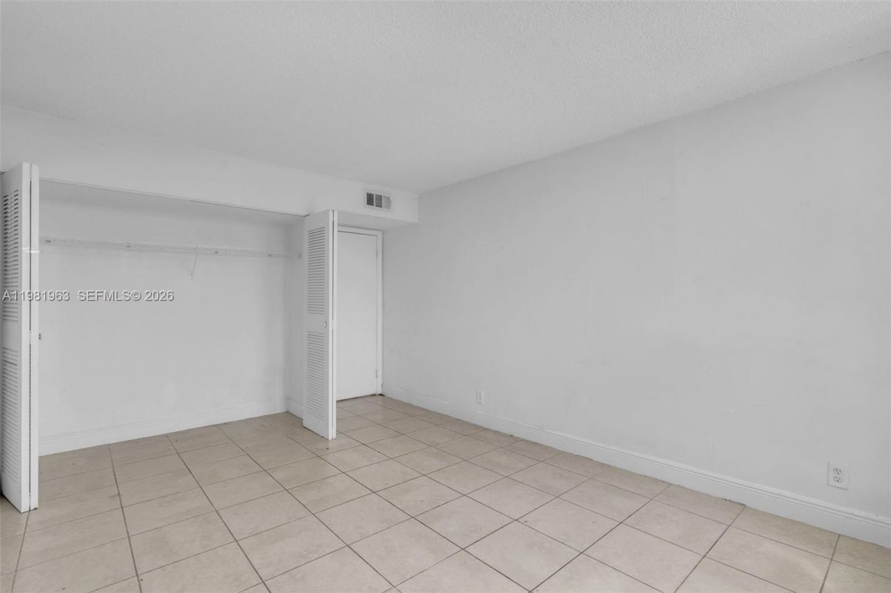 9143 SW 77th Ave , Unit B710, Miami, FL 33156 Photo