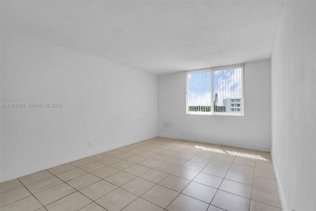 9143 SW 77th Ave , Unit B710, Miami, FL 33156 Photo