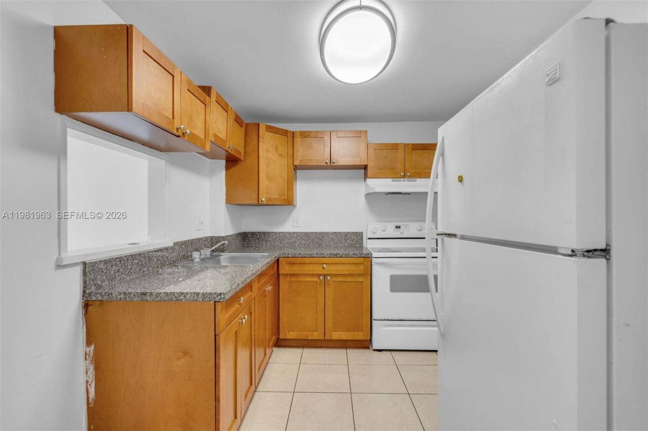 9143 SW 77th Ave , Unit B710, Miami, FL 33156 Photo