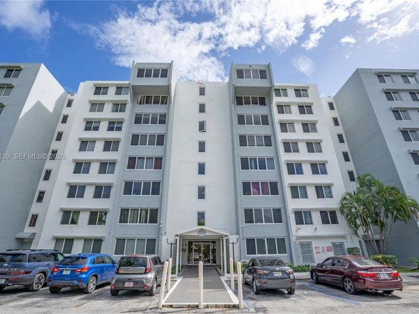 9001 SW 77th Ave , Unit C402, Miami, FL 33156