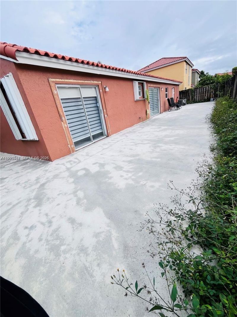 164 NW 85th Ct, Miami, FL 33126 Photo