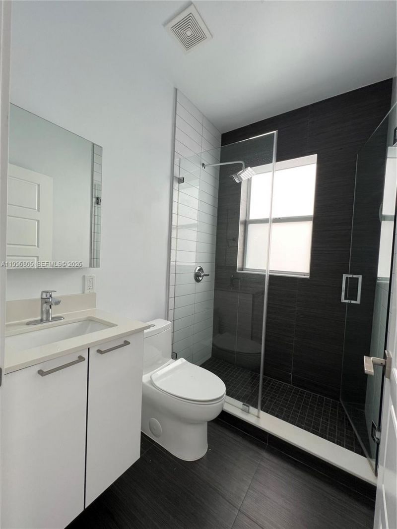 1818 SW 22nd Ave, Unit 1, Miami, FL 33145 Photo