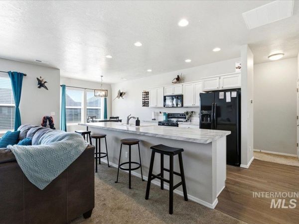 843 SW Levant Way, Mountain Home, ID 83647