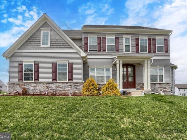 515 DARROW ROAD, YORK, PA 17404