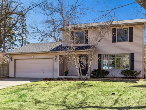 10027 Chowen Avenue S, Bloomington, MN 55431