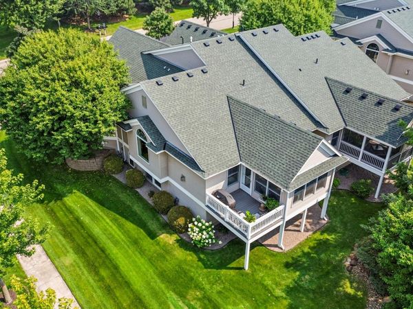 7021 Waterstone Lane, Woodbury, MN 55125