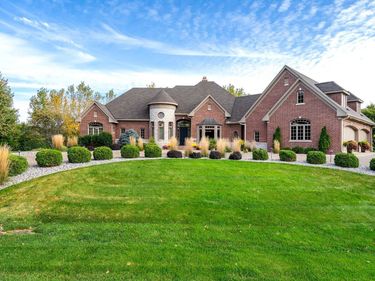 130 Bergamot Drive, Medina, MN 55340