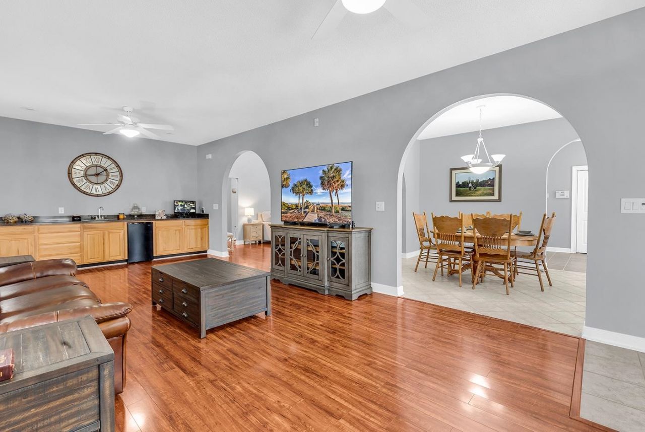 4228 Highway 1008 Photo 10