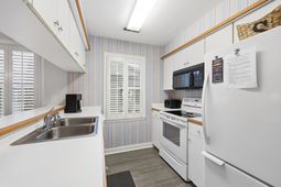 111 Weehawka Way photo 4