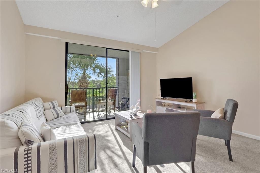 13581 Eagle Ridge Dr, Unit 1421, Fort Myers, FL 33912 Photo