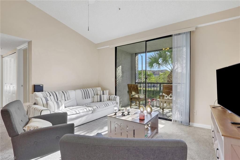13581 Eagle Ridge Dr, Unit 1421, Fort Myers, FL 33912 Photo