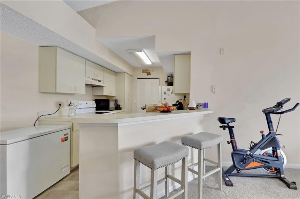 13581 Eagle Ridge Dr, Unit 1421, Fort Myers, FL 33912 Photo