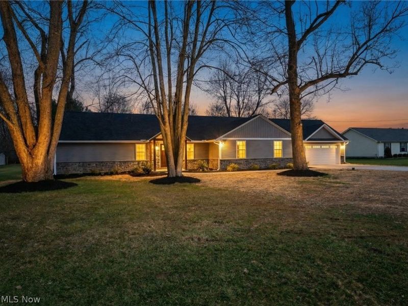 16243 Roselawn Drive, Burton, OH 44021 Photo 1