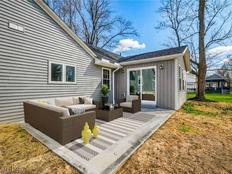 16243 Roselawn Drive, Burton, OH 44021 Photo 37