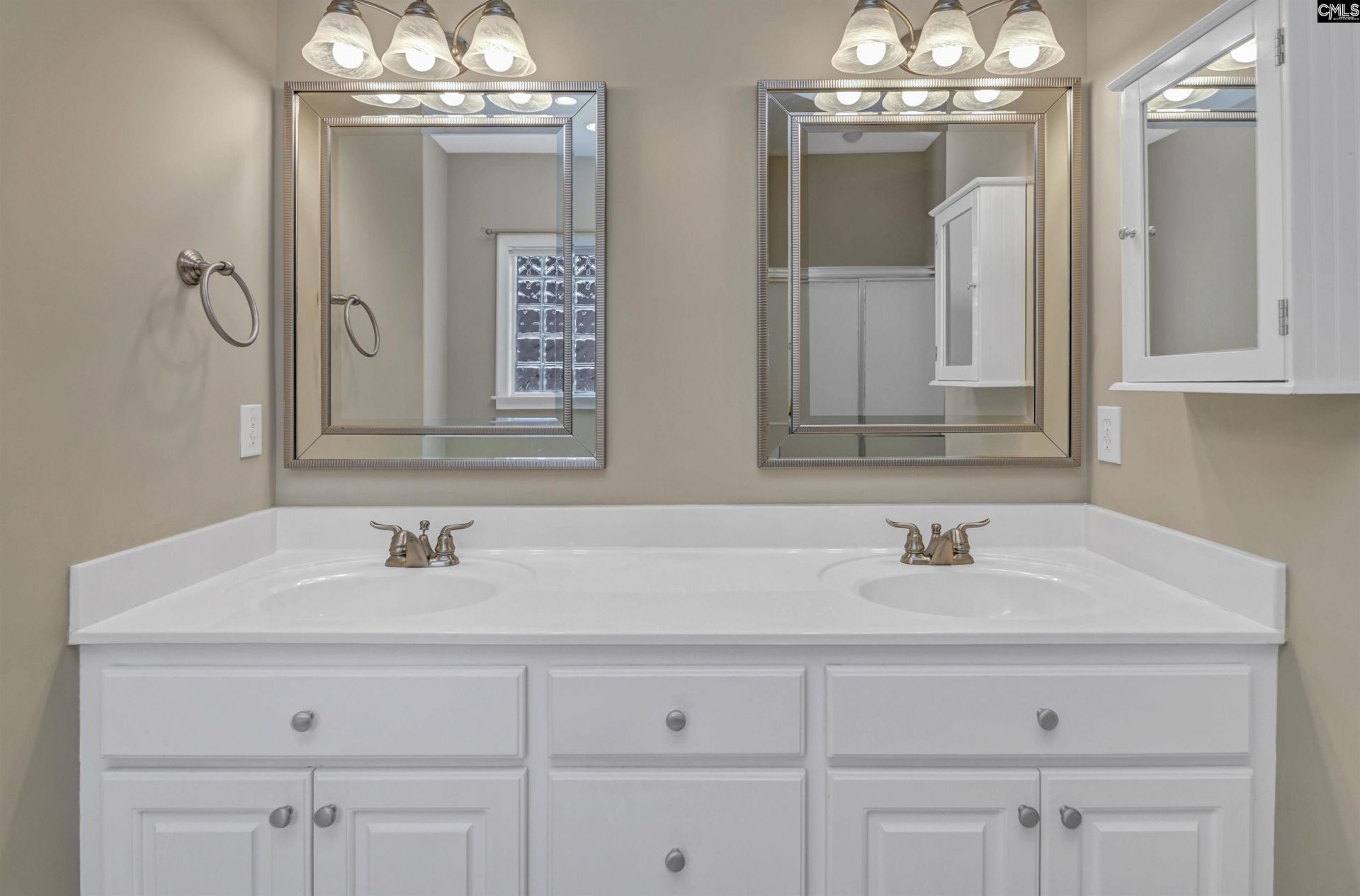 224 Royal Lythan Circle Photo 31