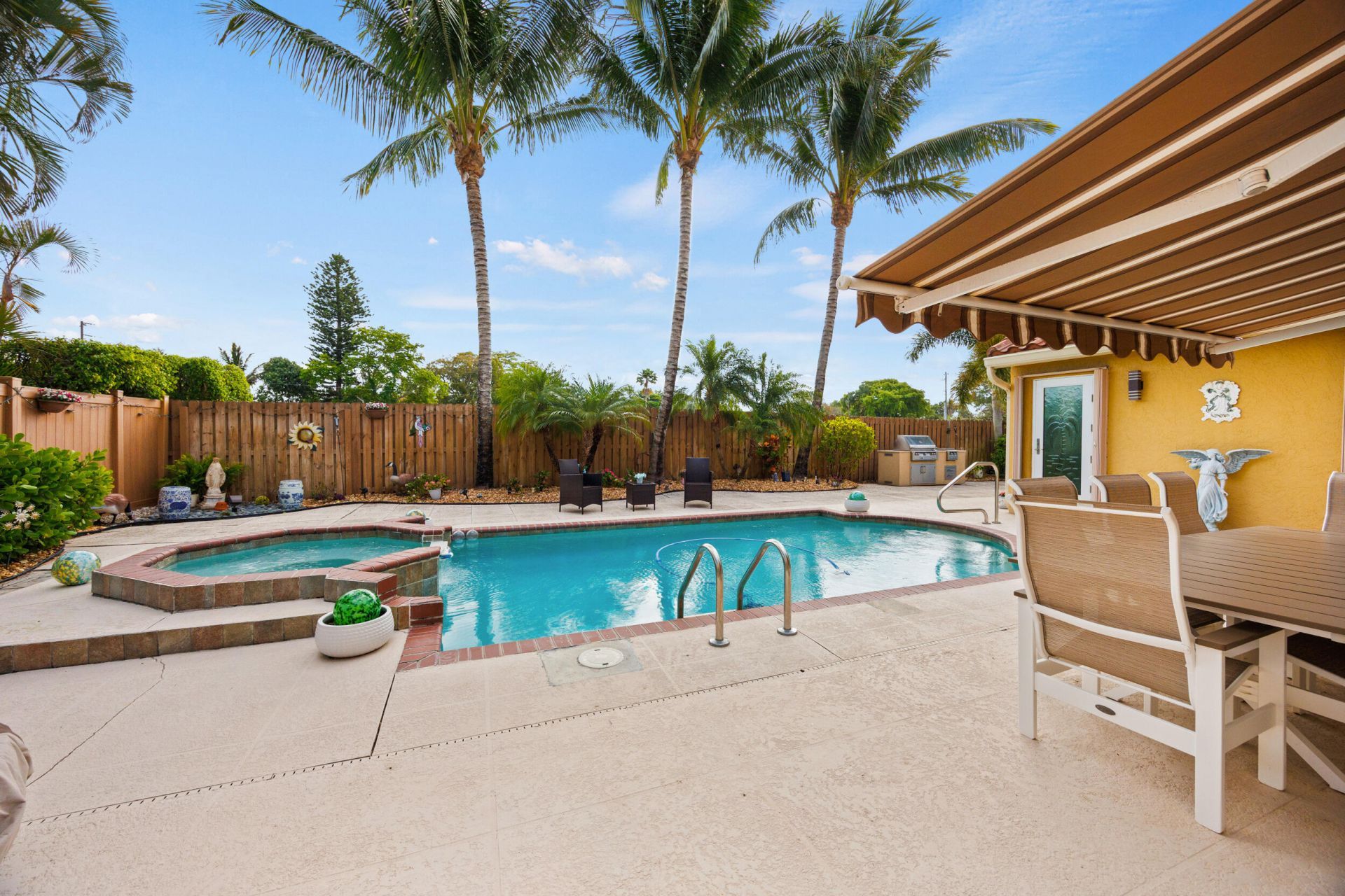 5597 Descartes Circle, Boynton Beach, FL 33472 Photo