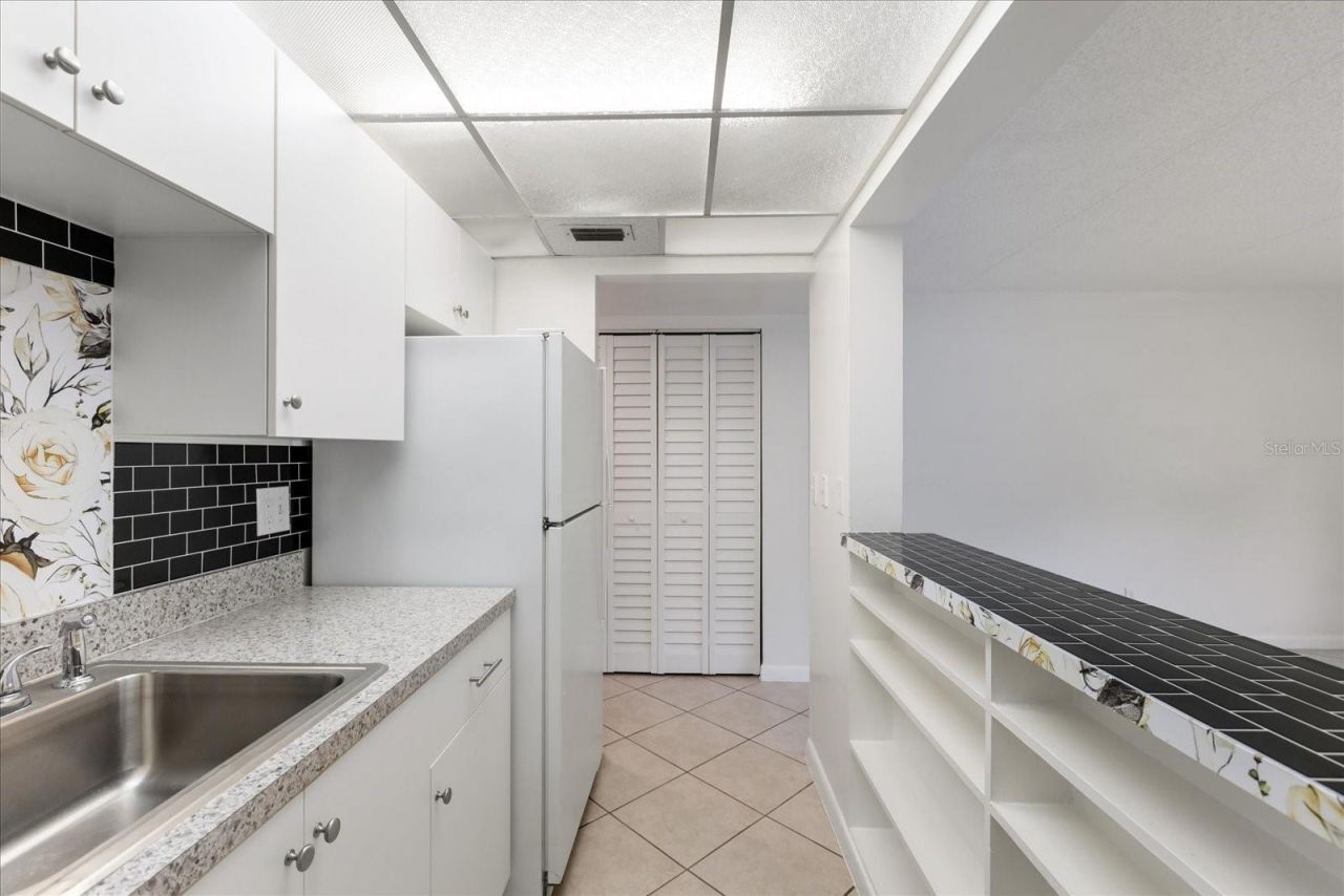 633 S Palmetto Avenue, Unit 1030, Daytona Beach, FL 32114 Photo