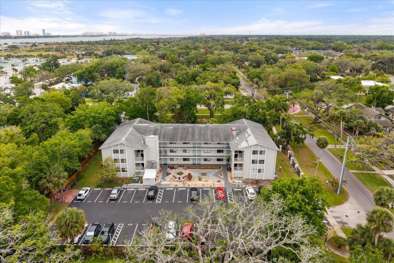 633 S Palmetto Avenue, Unit 1030, Daytona Beach, FL 32114 Photo