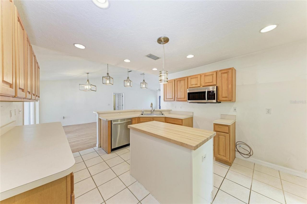 515 75th Street Nw, Bradenton, FL 34209 Photo