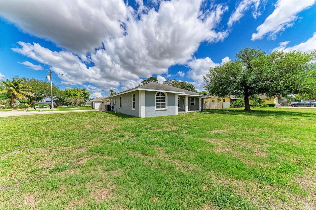 515 75th Street Nw, Bradenton, FL 34209 Photo