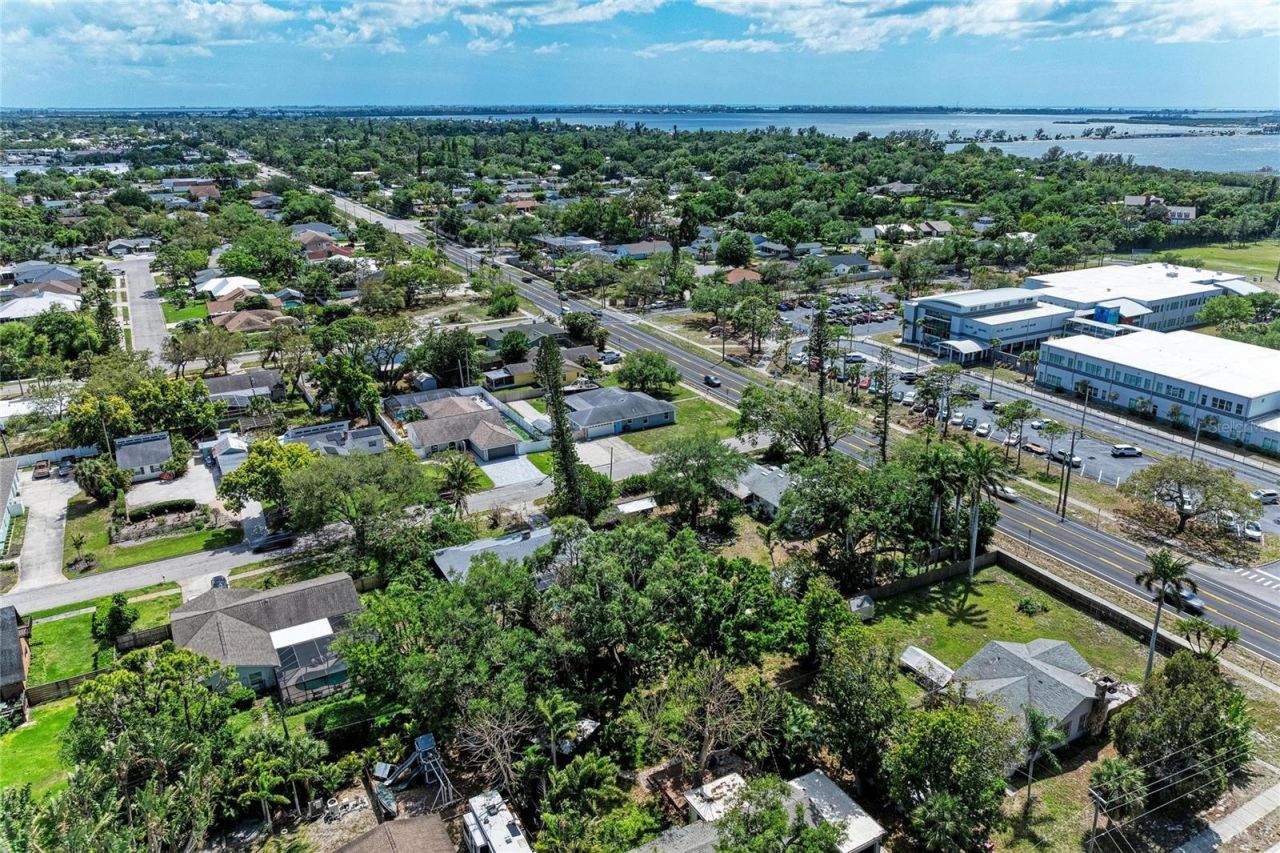 515 75th Street Nw, Bradenton, FL 34209 Photo