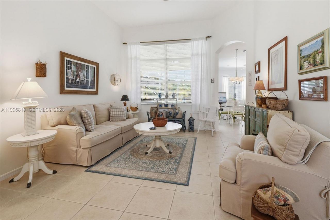 608 SW Chesapeake Ct, Port Saint Lucie, FL 34986 Photo