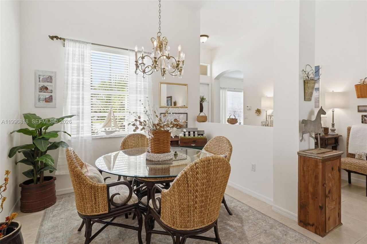 608 SW Chesapeake Ct, Port Saint Lucie, FL 34986 Photo