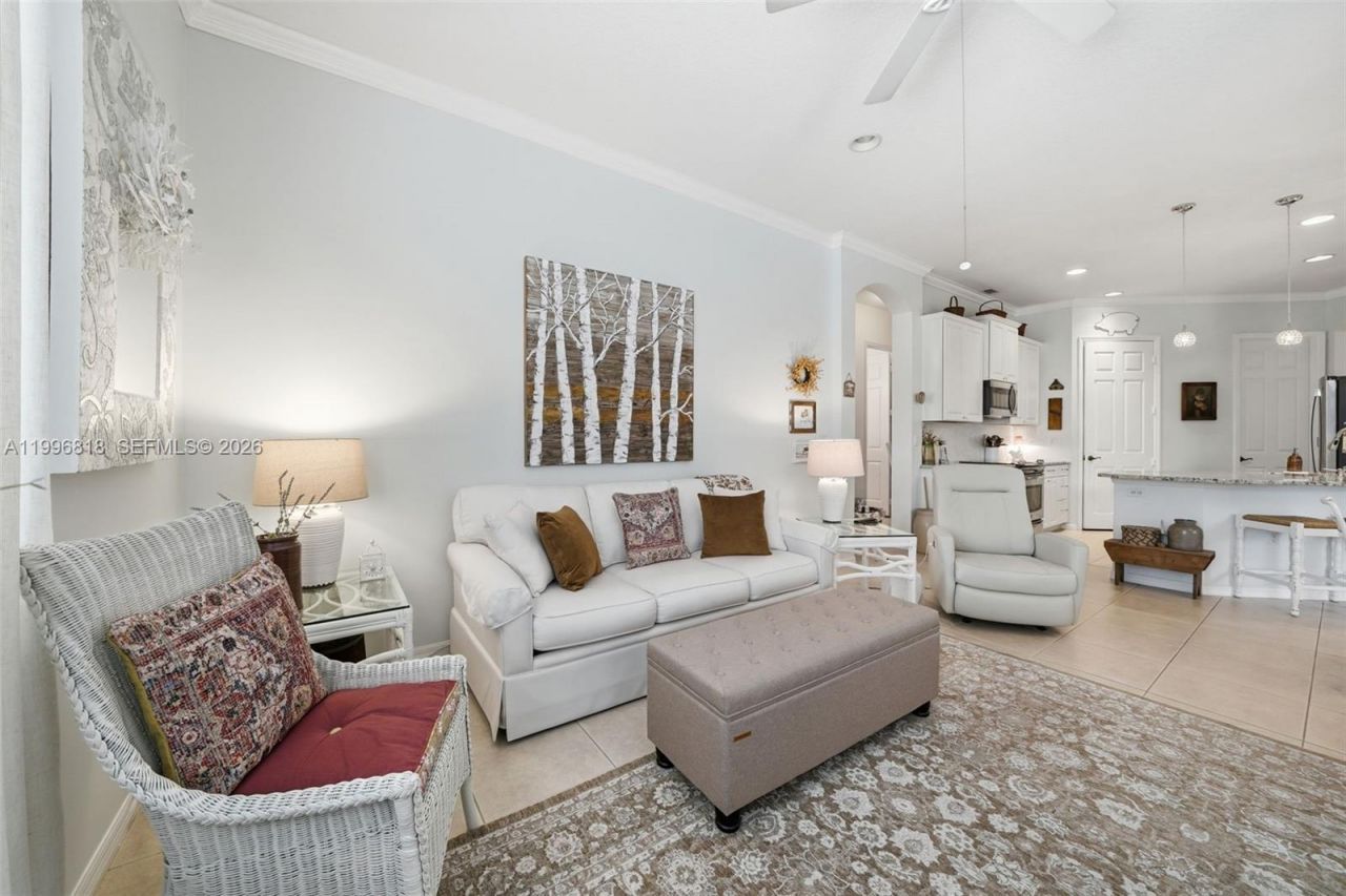 608 SW Chesapeake Ct, Port Saint Lucie, FL 34986 Photo