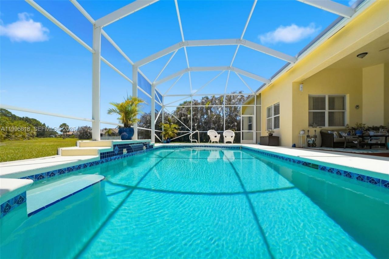 608 SW Chesapeake Ct, Port Saint Lucie, FL 34986 Photo