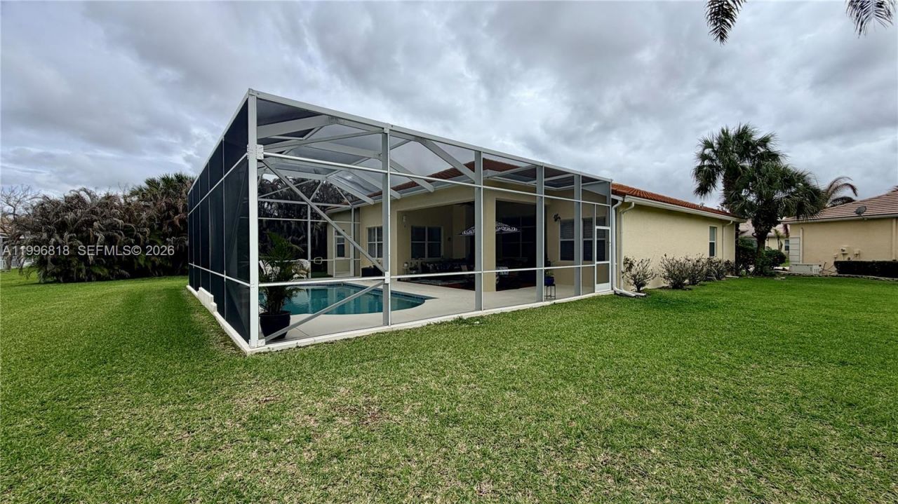 608 SW Chesapeake Ct, Port Saint Lucie, FL 34986 Photo