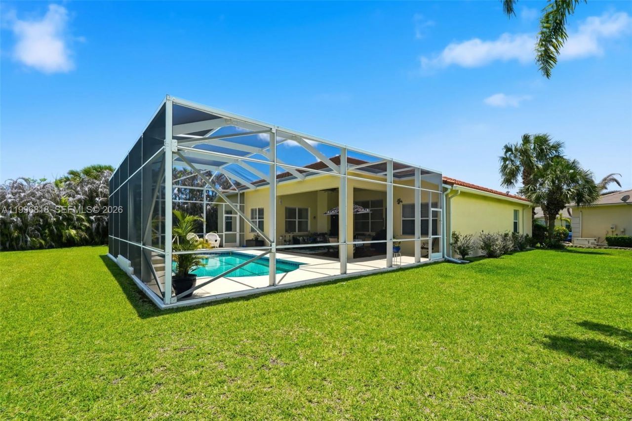 608 SW Chesapeake Ct, Port Saint Lucie, FL 34986 Photo