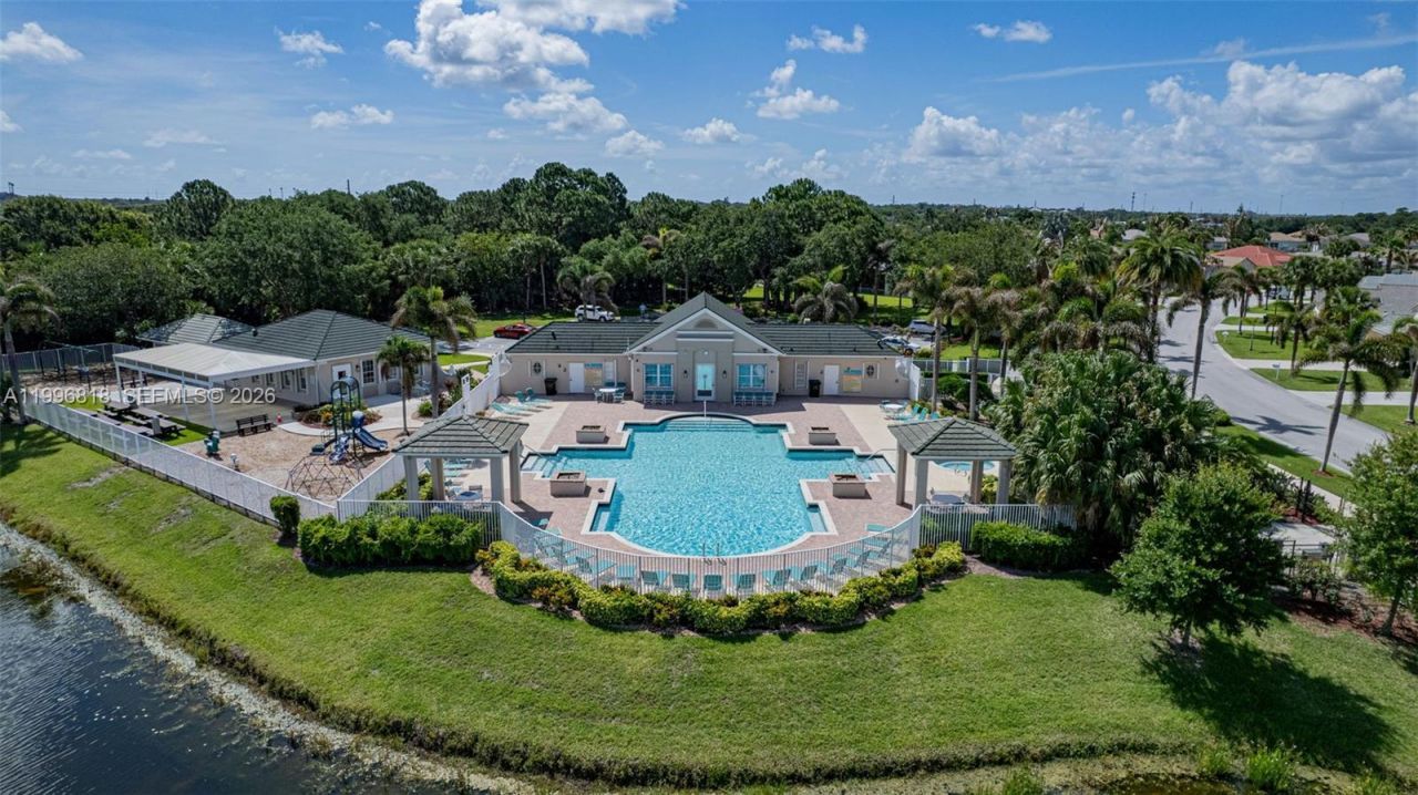 608 SW Chesapeake Ct, Port Saint Lucie, FL 34986 Photo