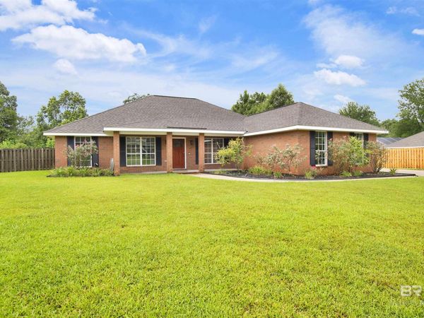 119 D'estrehan Road, Fairhope, AL 36532