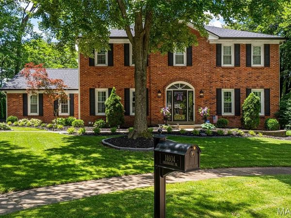 14604 Chermoore Drive, Chesterfield, MO 63017
