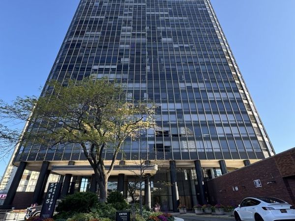 5415 N Sheridan Road , Unit 2904, Chicago, IL 60640