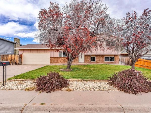 58 Briarwood Circle, Pueblo, CO 81005